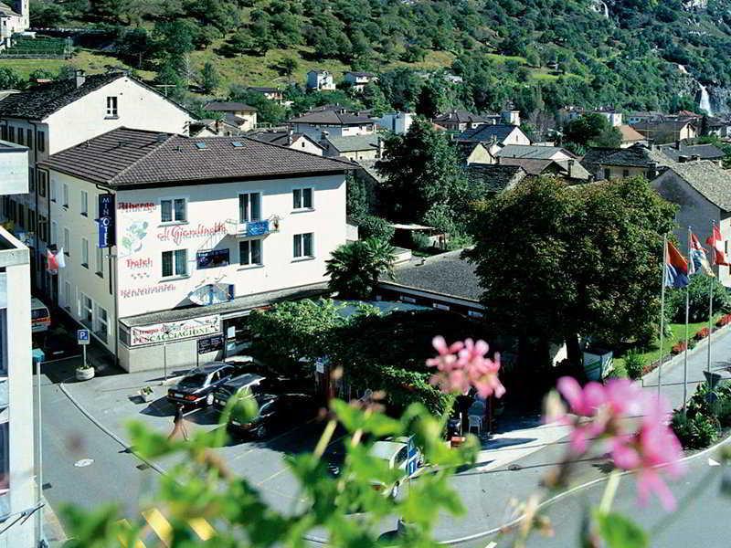 Al Giardinetto Hotel Биаска Екстериор снимка