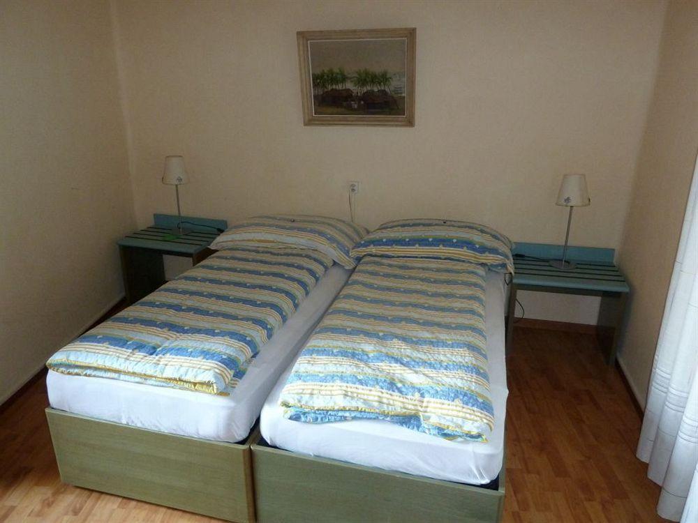 Al Giardinetto Hotel Биаска Екстериор снимка