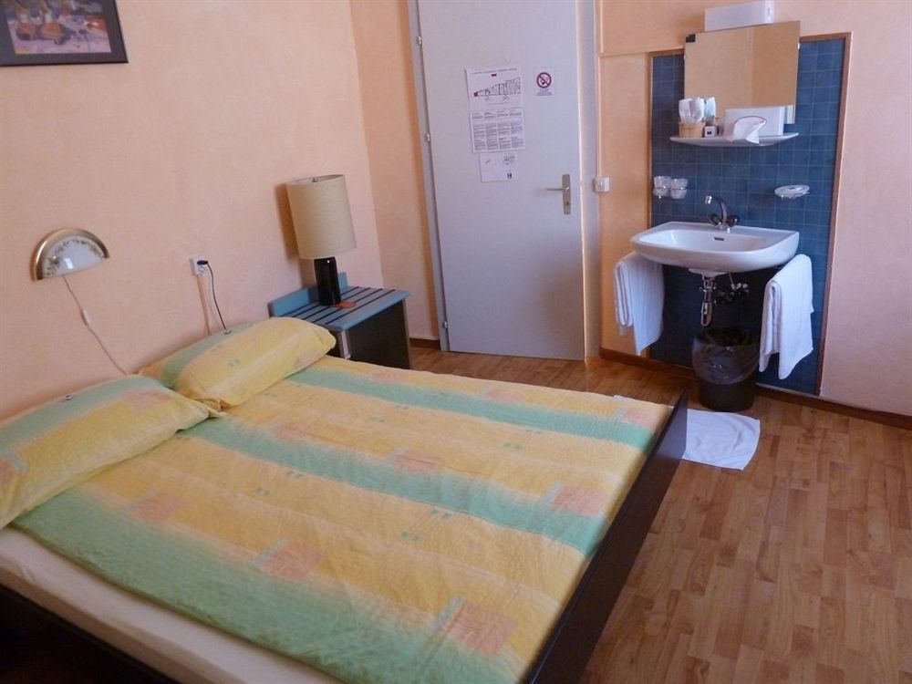 Al Giardinetto Hotel Биаска Екстериор снимка